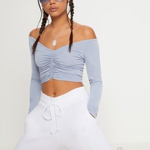 pretty little thing crop top